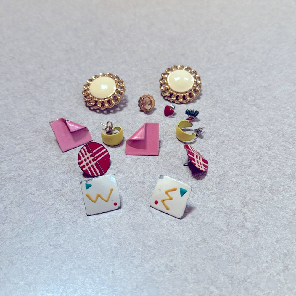 Vintage 80’s Earrings Collection